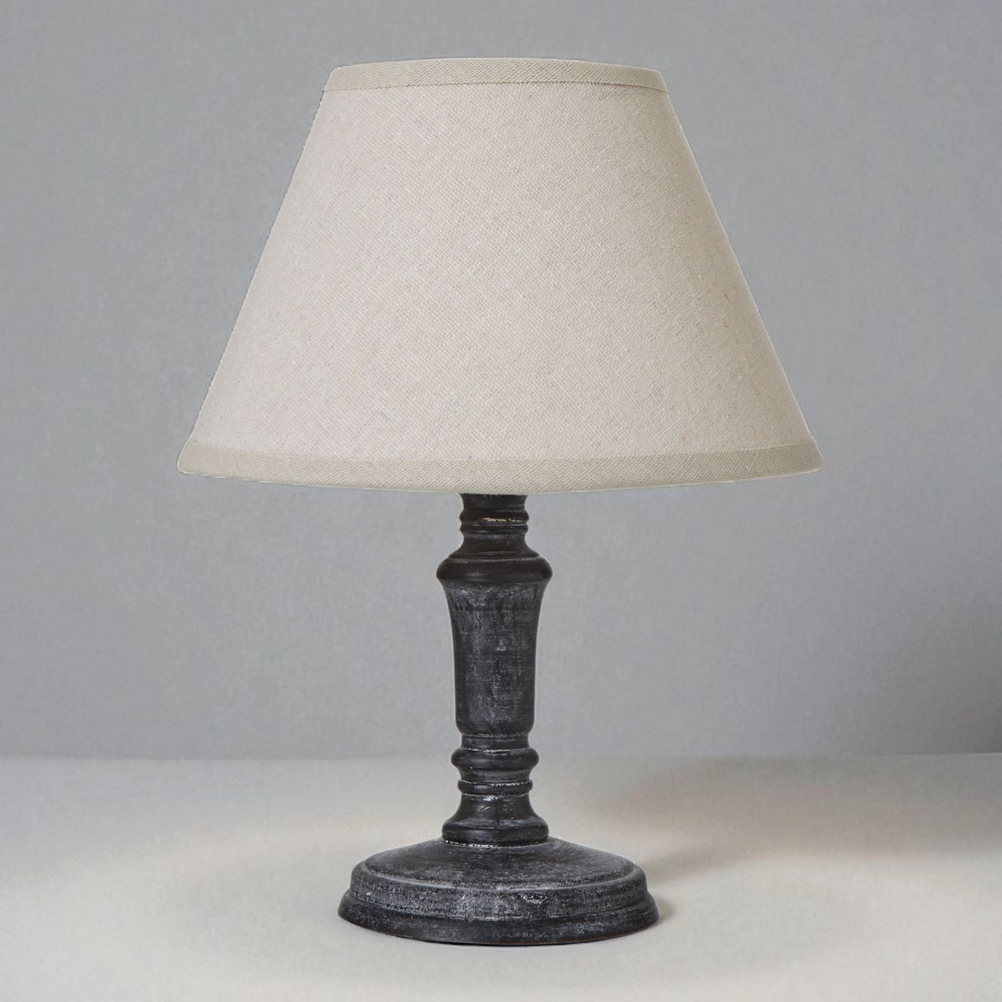 Palmyra Column Table Tamp With Linen Shade